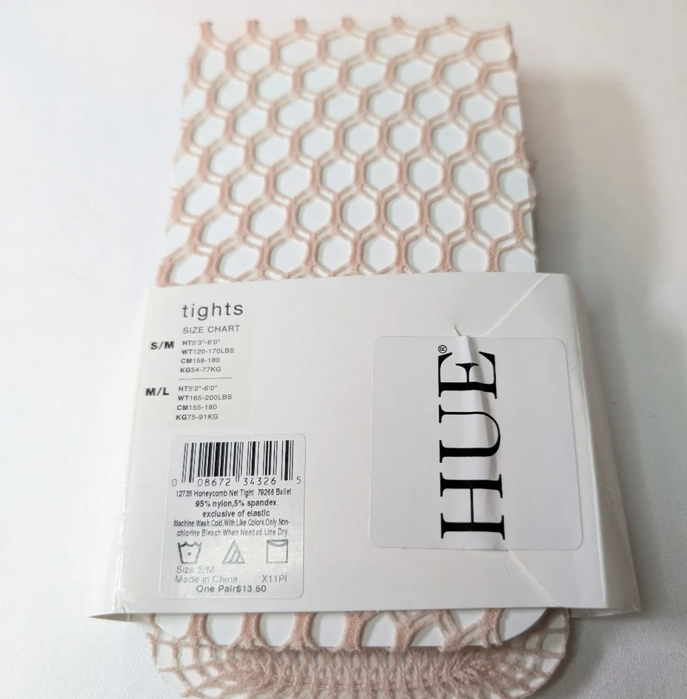 NWT HUE Fishnet Style Tights Size Small/MEDIUM